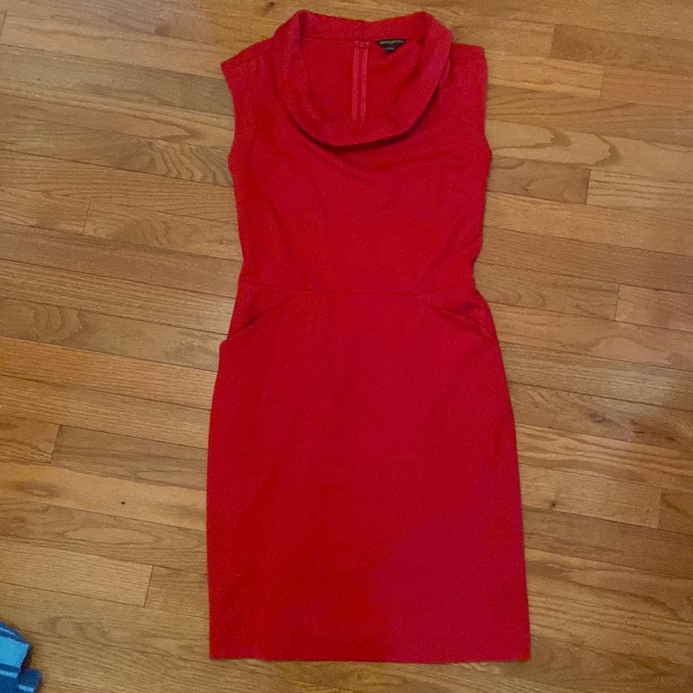 Banana Republic size 6 red sheath dress